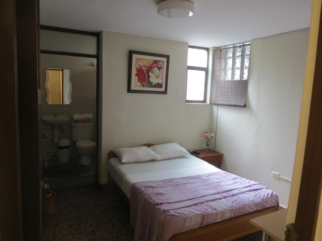 Residencial El Sol De Los Pinos Bed and Breakfast Τρουχίλο Εξωτερικό φωτογραφία